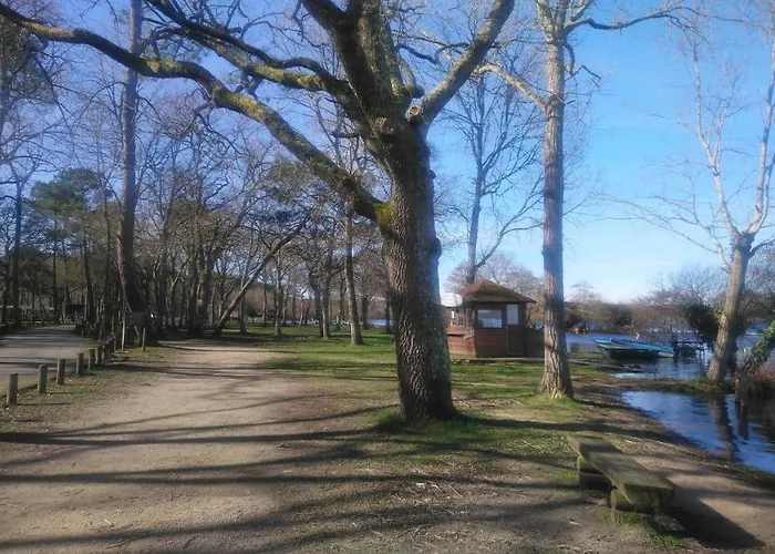 Le Courant D'huchet Apartman *